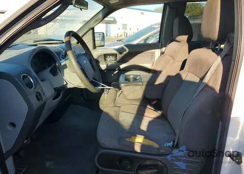 2005 Ford F150 из США, поврежденный, VIN 1FTRX12W05NA89752